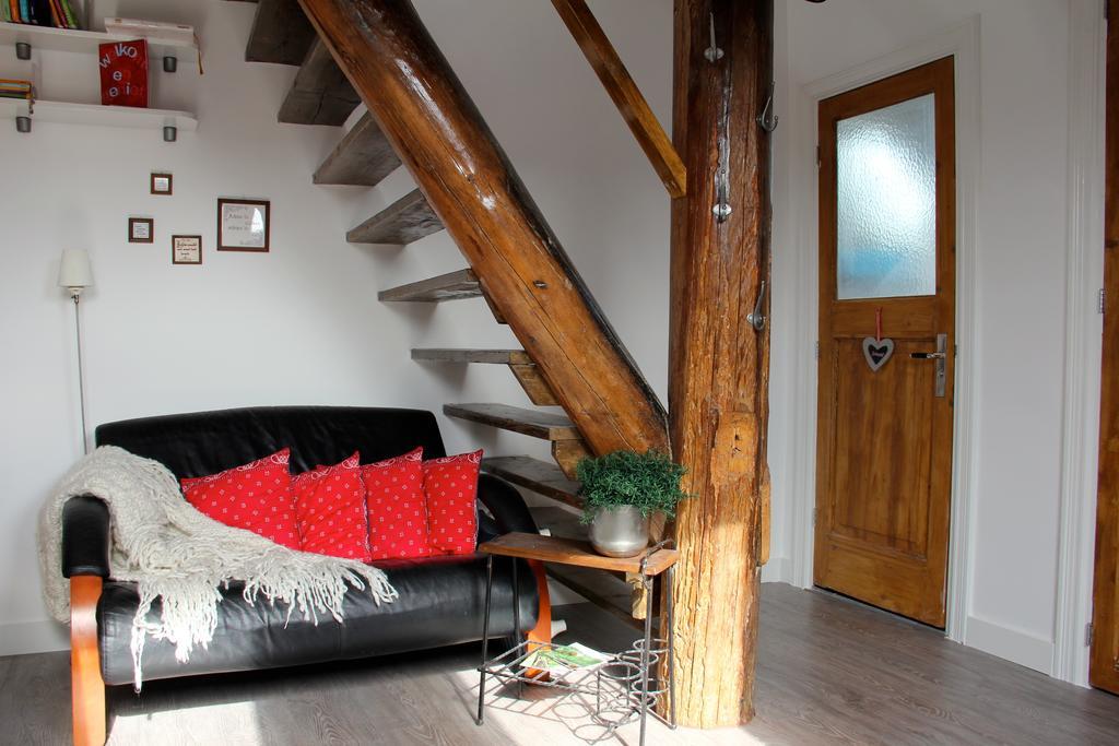Boerderij De Zalm Bed & Breakfast Schalkwijk ภายนอก รูปภาพ