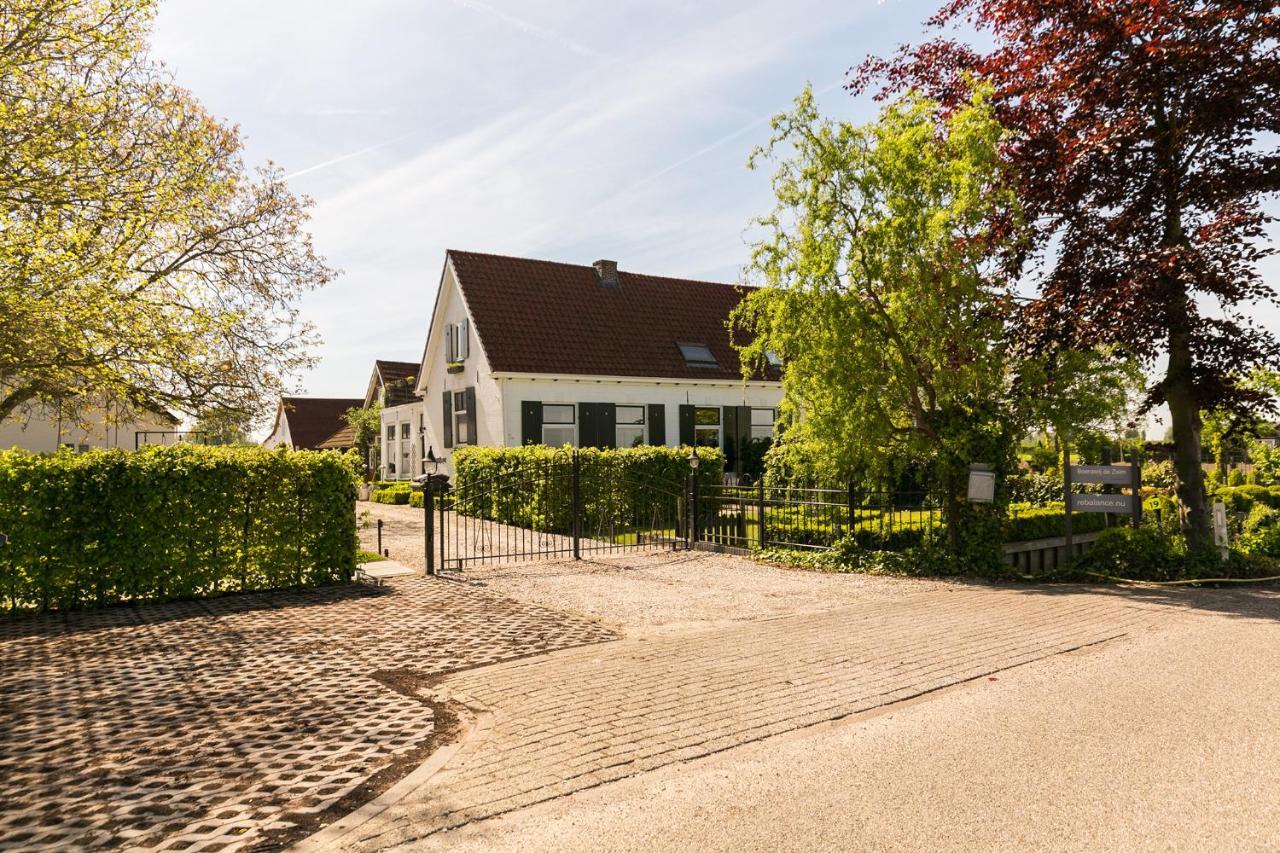 Boerderij De Zalm Bed & Breakfast Schalkwijk ภายนอก รูปภาพ